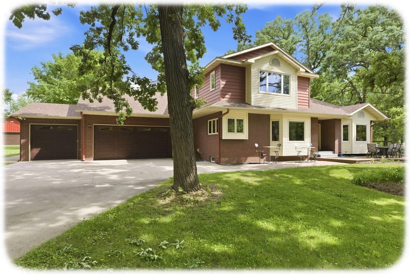 21527 Homestead Trl, Corcoran, MN 55340