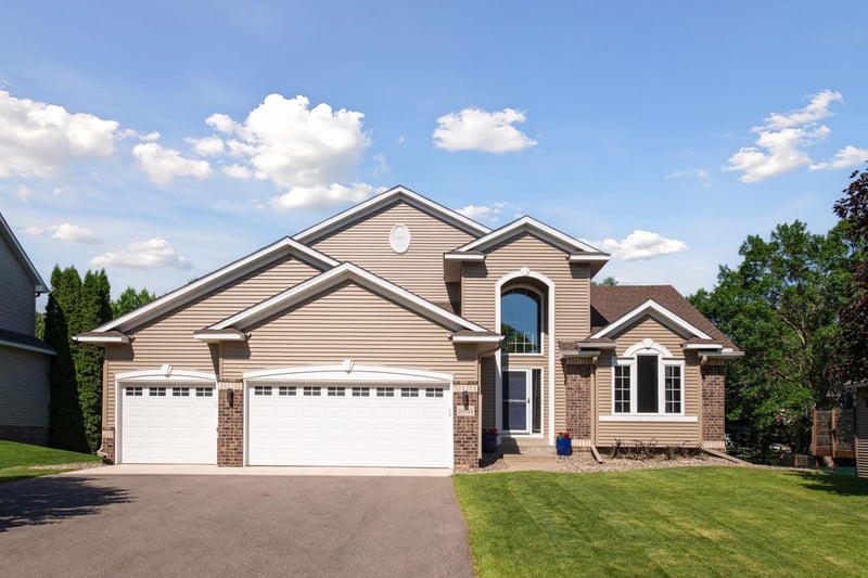 20911 Illinois Pa, Lakeville, MN 55044