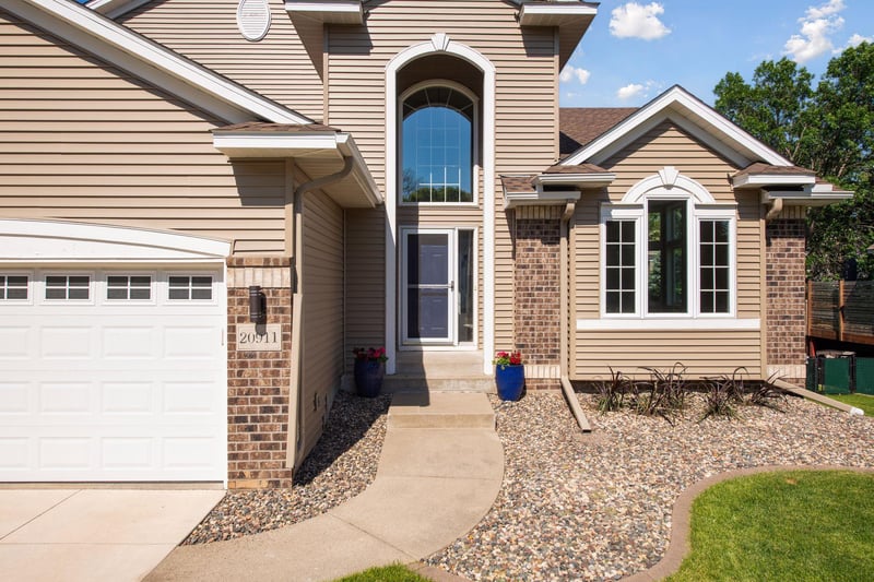 20911 Illinois Pa, Lakeville, MN 55044