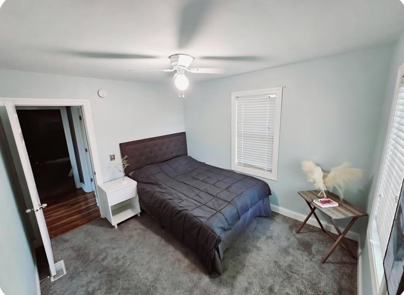 1805 Division St W, Faribault, MN 55021