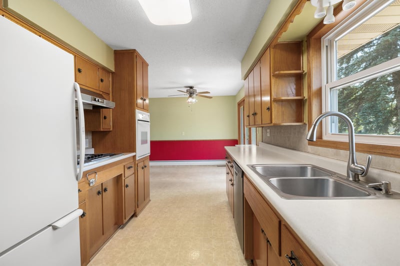 306 1st Ave SE, Pierz, MN 56364