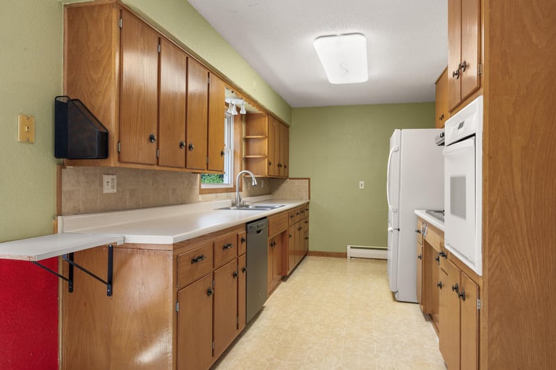 306 1st Ave SE, Pierz, MN 56364