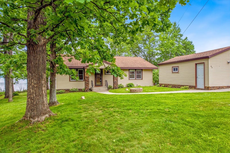80 Monroe Ave, Rice Lake, WI 54868
