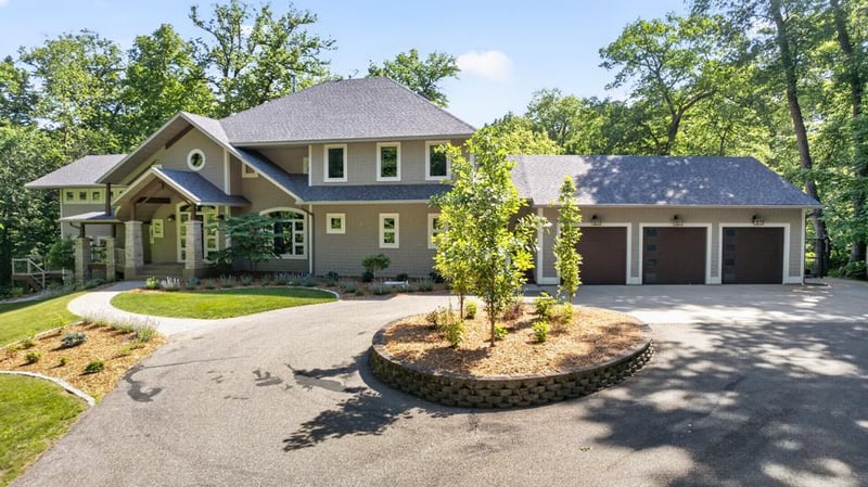 4400 Ettenmoor Ln SW, Rochester, MN 55902