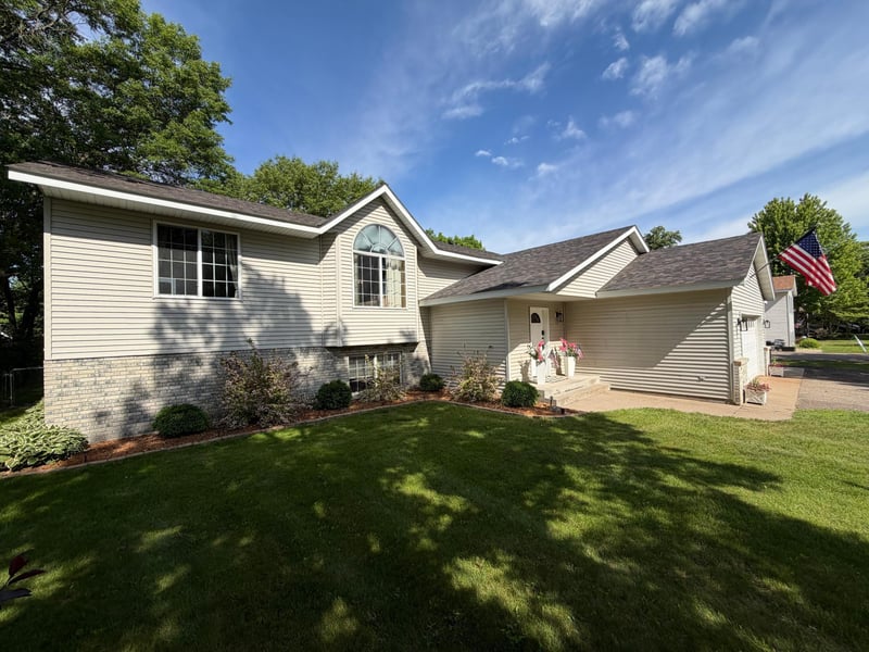 4348 107th Ave SE, Clear Lake, MN 55319