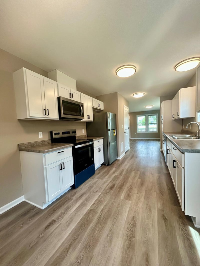 9030 Park Ave S, Bloomington, MN 55420