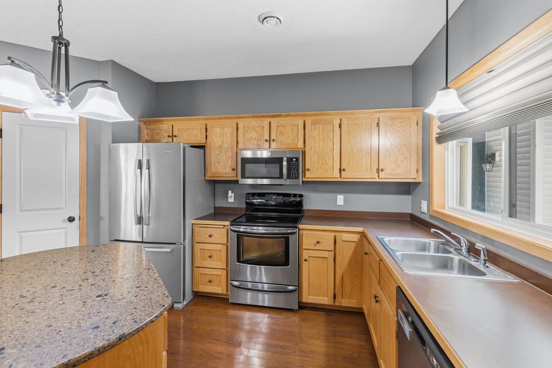159 Morgan Ln, Lino Lakes, MN 55014