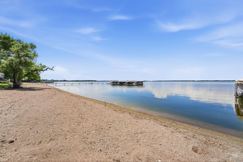 2617 Lake St E, Osakis, MN 56360