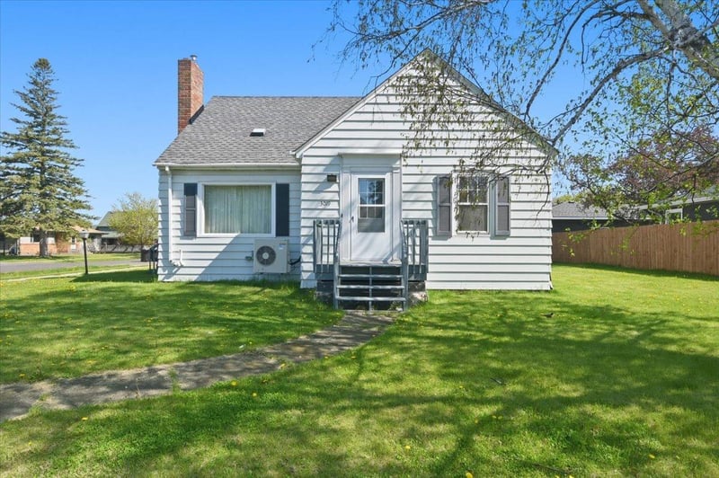 3019 N 21st St, Superior, WI 54880