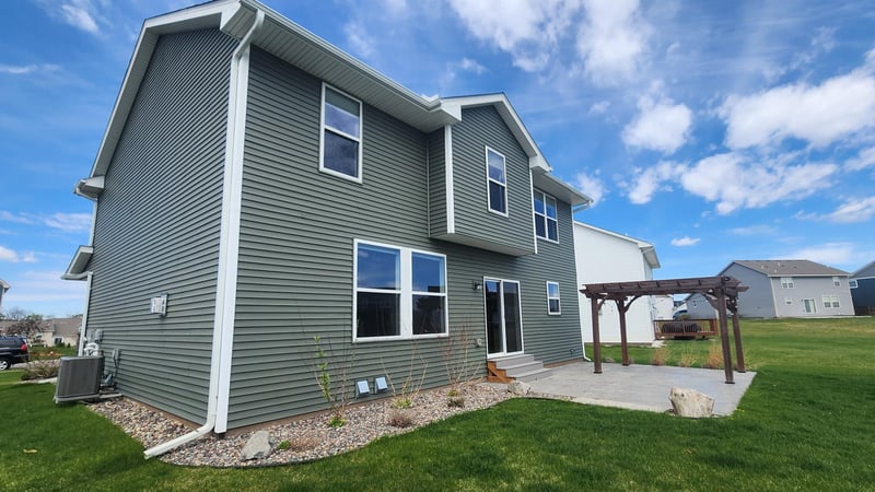 14322 Berkshire Ln N, Dayton, MN 55327