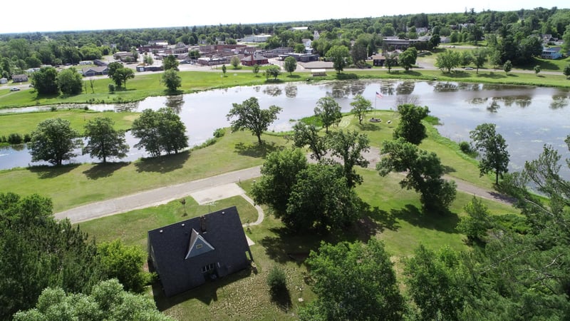 233 N Park St, Grantsburg, WI 54840