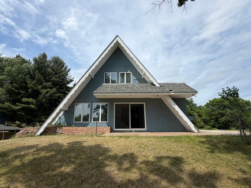 233 N Park St, Grantsburg, WI 54840