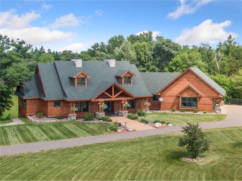 12434 Woodridge Ct, Grantsburg, WI 54840