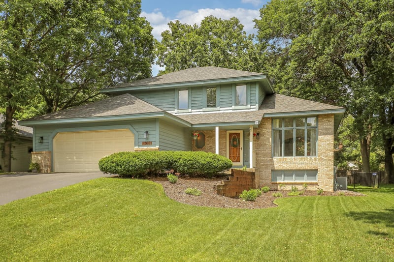 1933 128th Ave NW, Coon Rapids, MN 55448