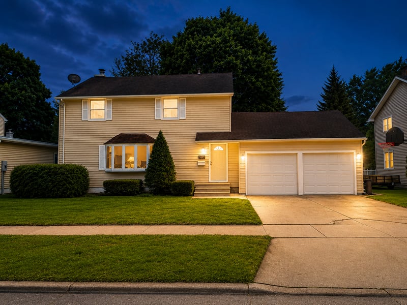1919 5th Ave NW, Austin, MN 55912