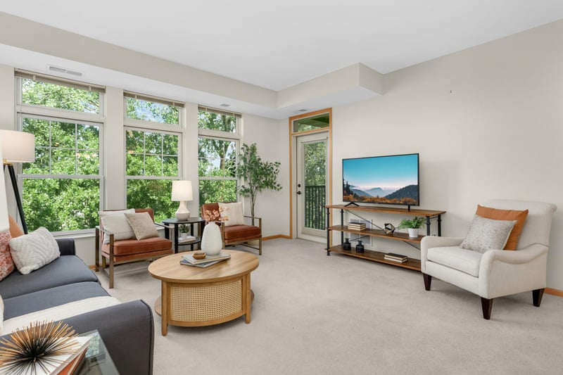 7100 Metro Blvd #416, Edina, MN 55439