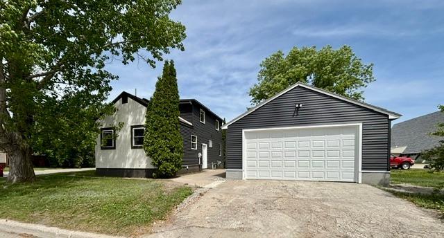 120 Spruce Ave S, Thief River Falls, MN 56701