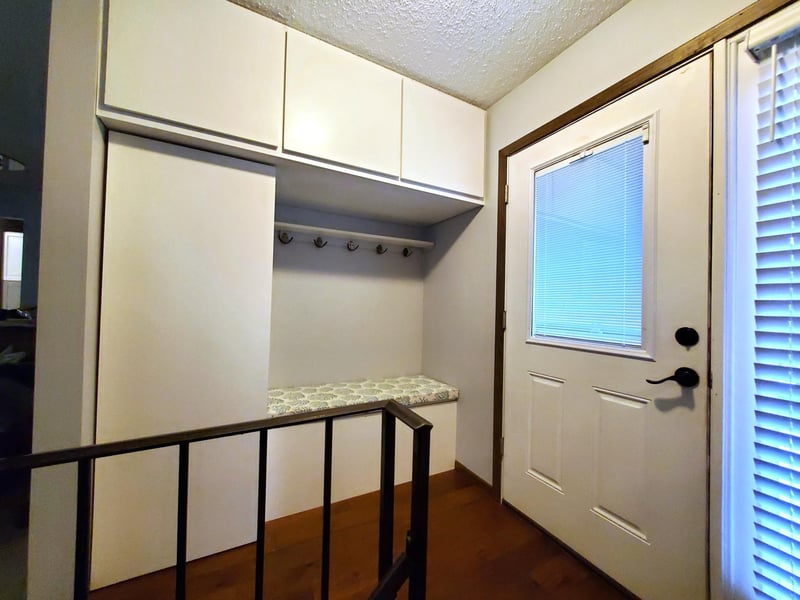 4504 Laramie Trl, Minnetonka, MN 55345