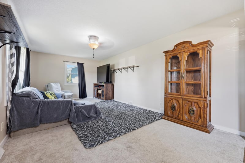 210 Washington St, Young America, MN 55397