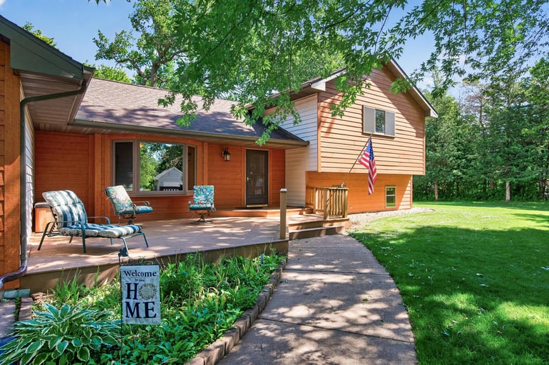 8234 257th St, Chisago City, MN 55013