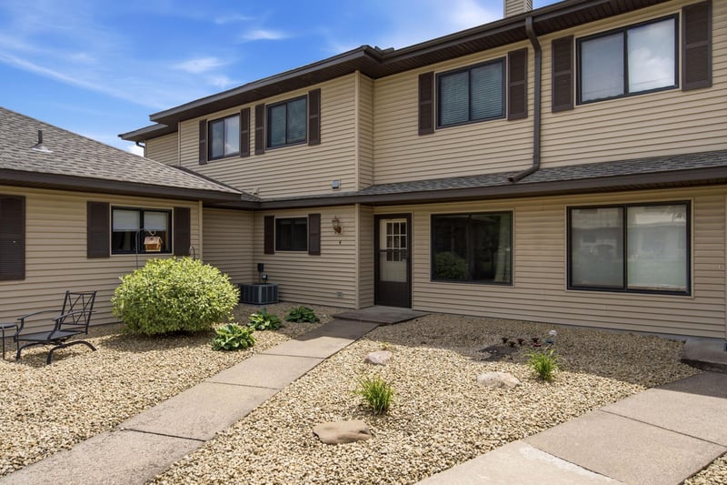 5305 Orleans Ln N #6, Plymouth, MN 55442