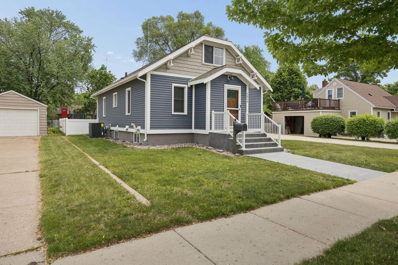1014 11th Ave N, Saint Cloud, MN 56303