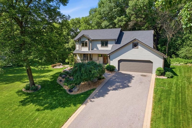 13766 Princeton Ct, Savage, MN 55378
