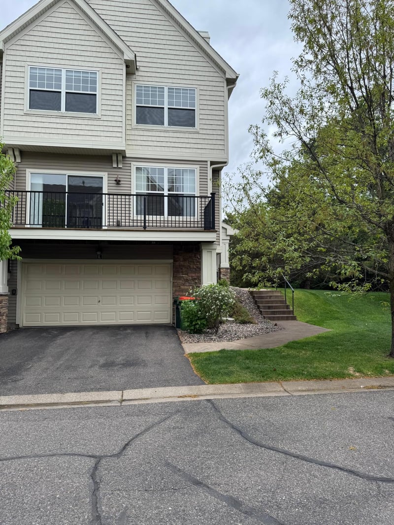 2429 121st Cir NE #L, Blaine, MN 55449