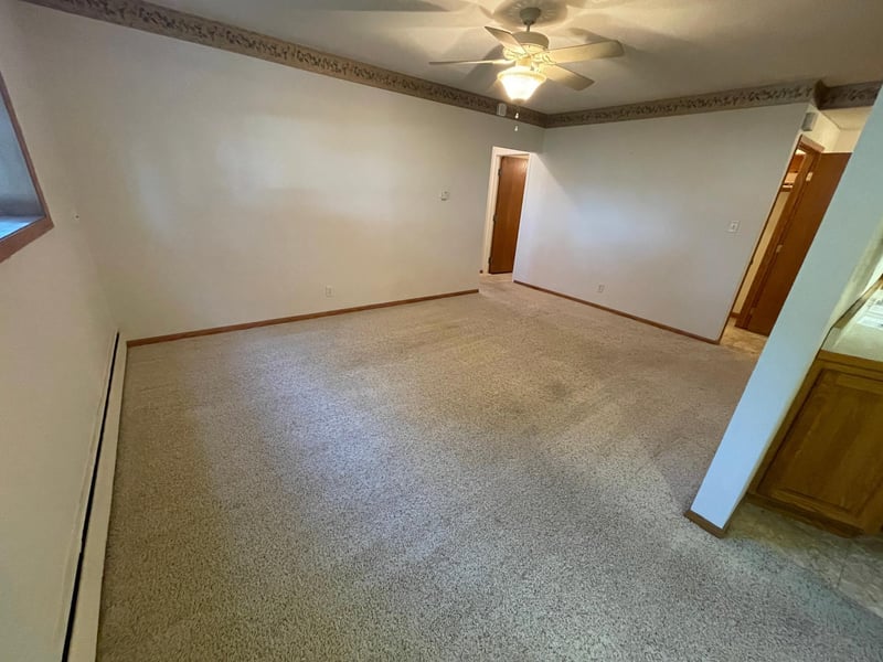 323 N German St #2B, New Ulm, MN 56073