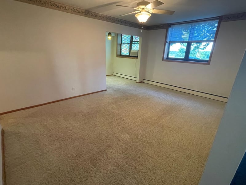 323 N German St #2B, New Ulm, MN 56073