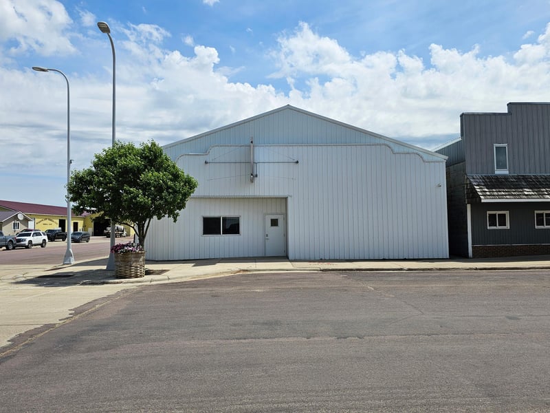 101 S Main St, Lamberton, MN 56152