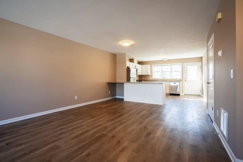 1613 E 24th St, Minneapolis, MN 55404
