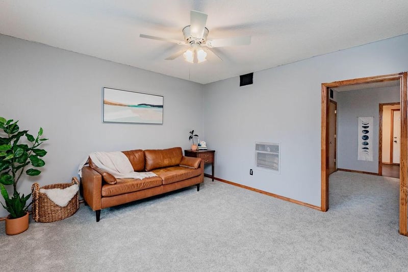 414 2nd St NW, Barnesville, MN 56514
