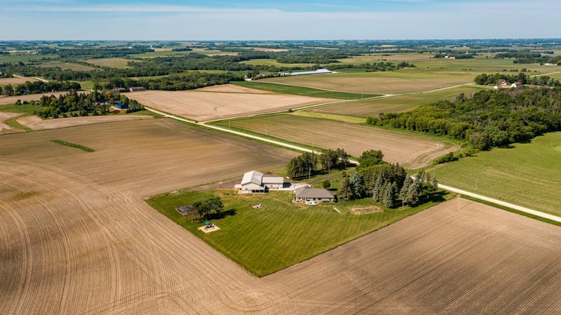 5234 80th Ave SW, Byron, MN 55920