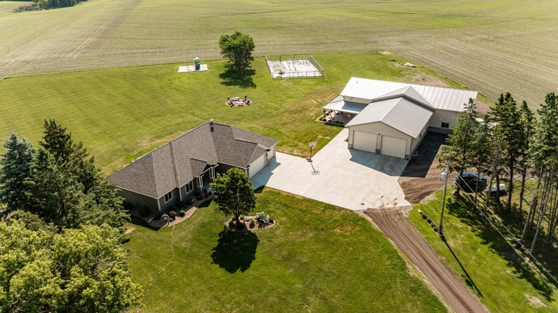 5234 80th Ave SW, Byron, MN 55920