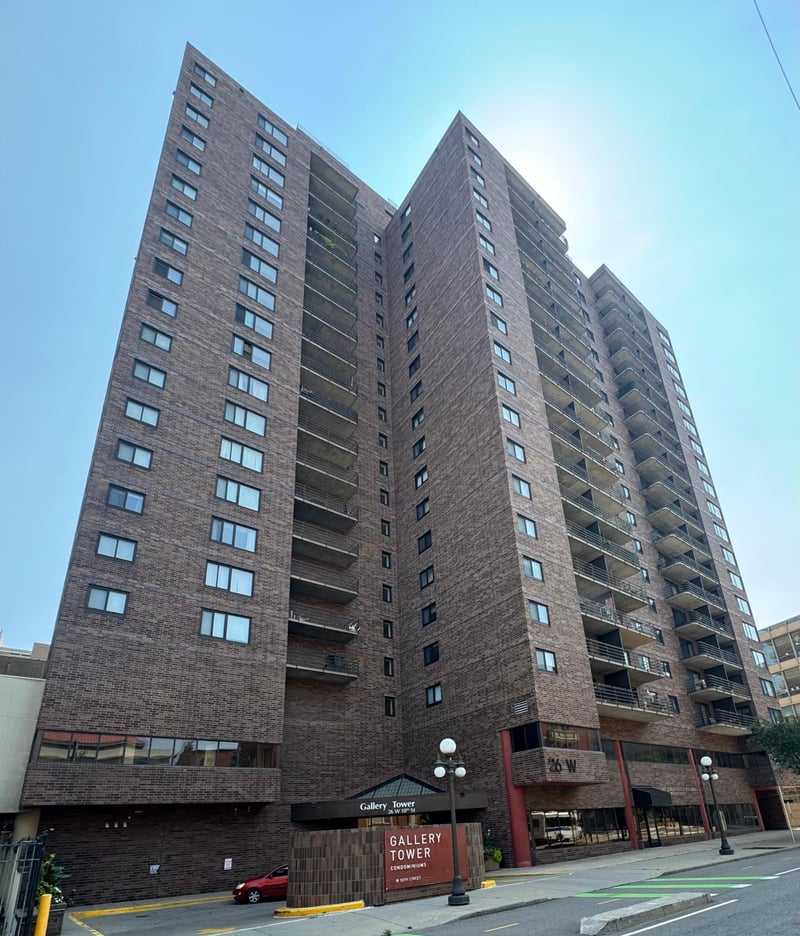 26 10th St W #709, Saint Paul, MN 55102
