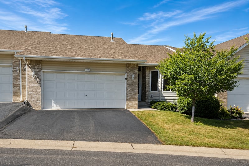 12881 Glen Way, Apple Valley, MN 55124