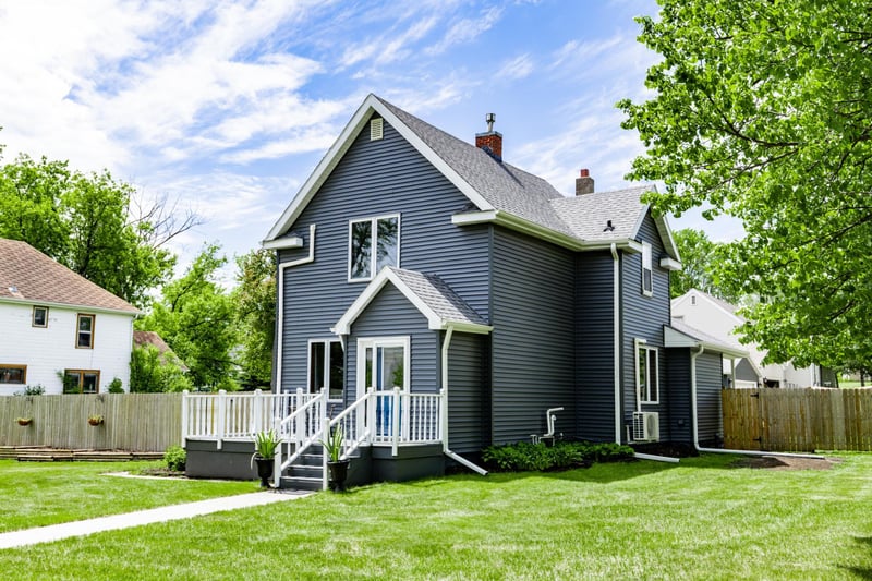 521 9th St, Hawley, MN 56549