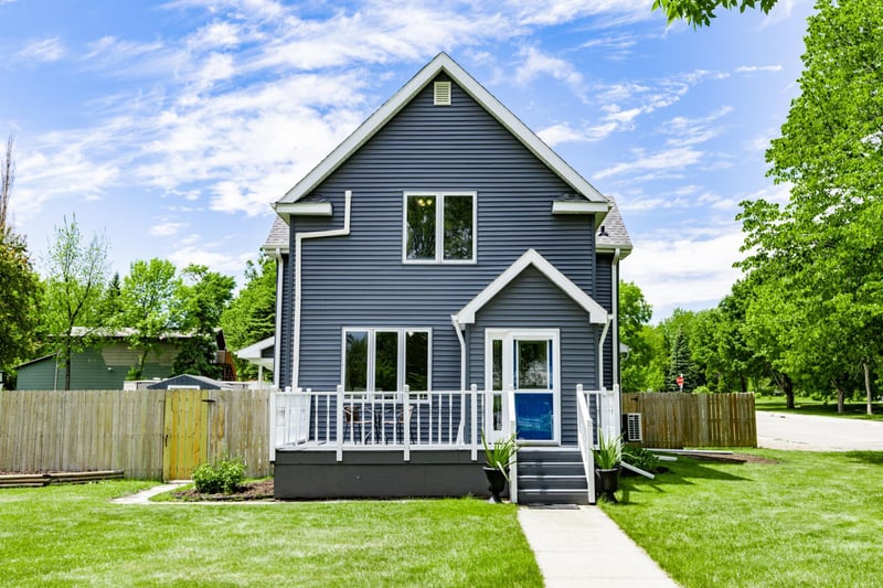 521 9th St, Hawley, MN 56549