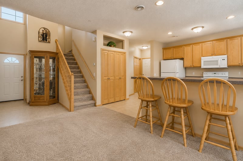179 Stallion Ln, Lino Lakes, MN 55014