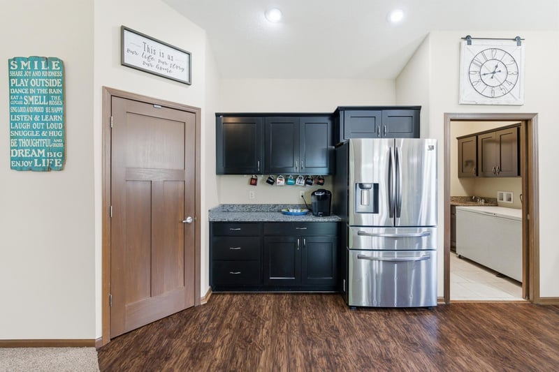 300 Tanager Rd, Mankato, MN 56001