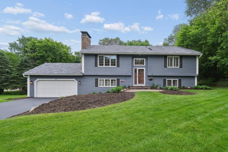 5421 Tracy Lynn Ter, Minnetonka, MN 55345