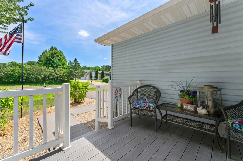 1020 Southview Ave, Braham, MN 55006