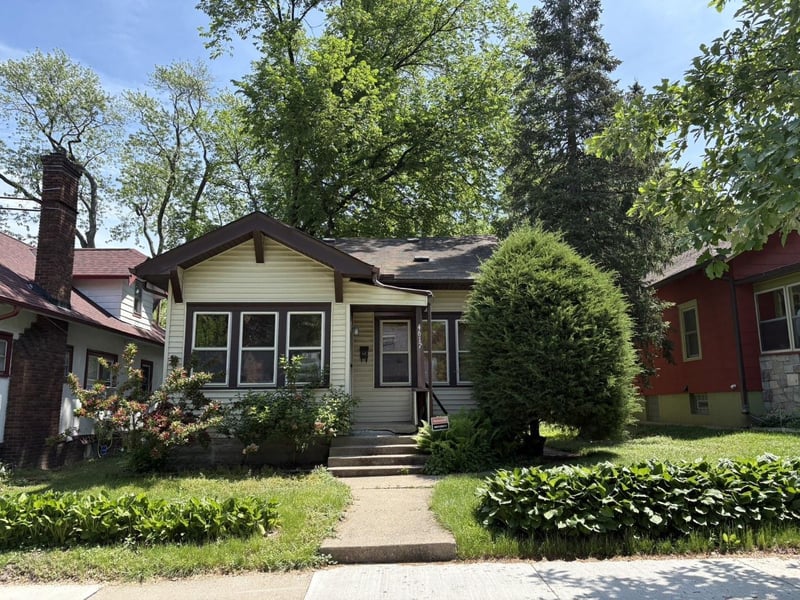 4617 Columbus Ave, Minneapolis, MN 55407
