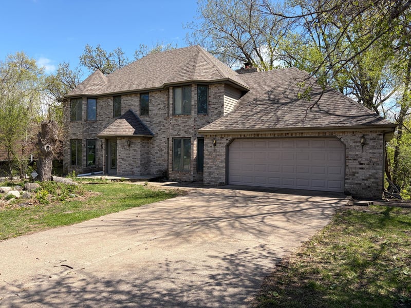 5505 Matterhorn Dr NE, Fridley, MN 55432