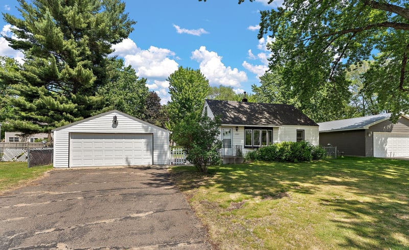 2265 Terrace Dr, Mounds View, MN 55112