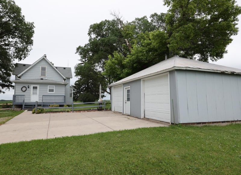 31160 171st Ave, New Prague, MN 56071