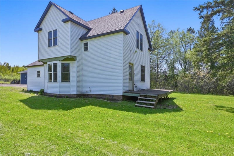 6411 S Preston Rd, Superior, WI 54880