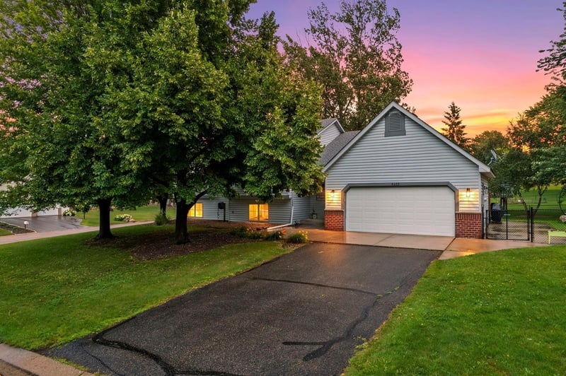 8455 174th St W, Lakeville, MN 55044