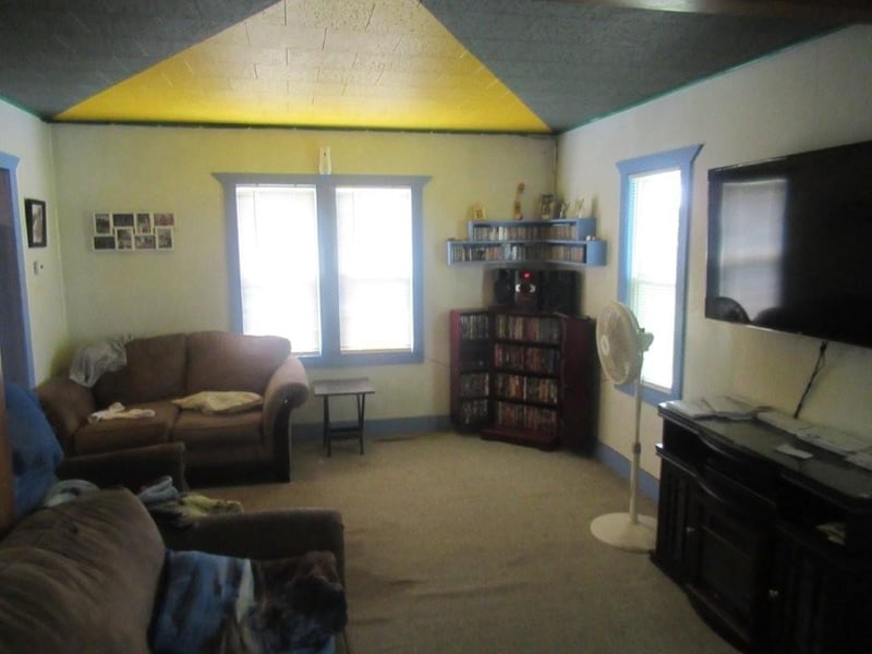 11069 Bird Ave, Leota, MN 56153